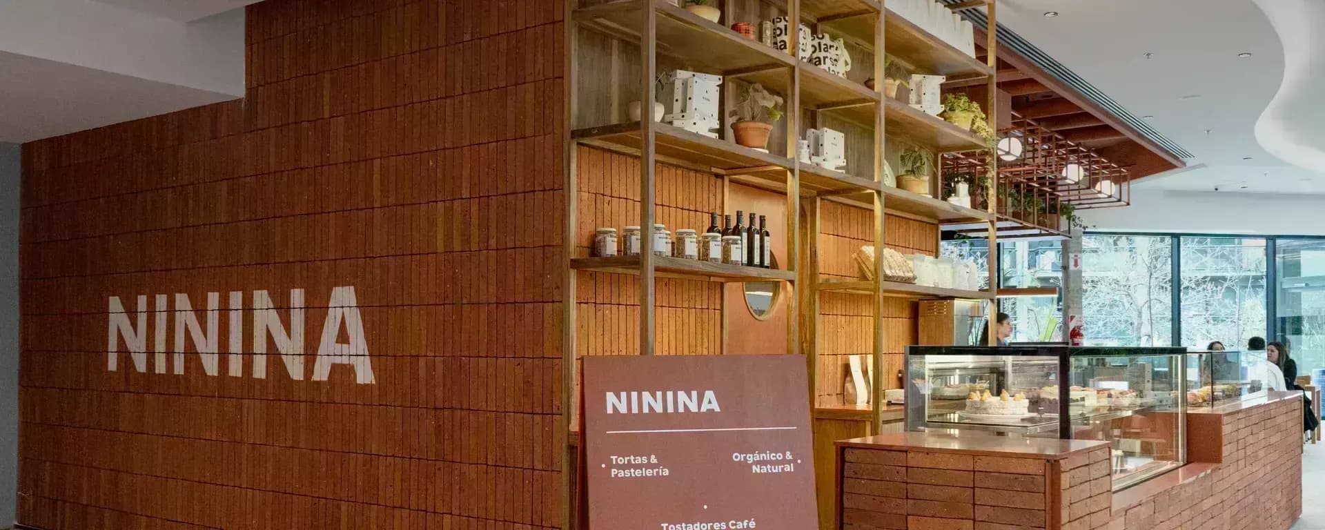 Management Team - Ninina
